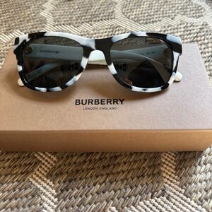 Burberry BE4149 Sunglasses